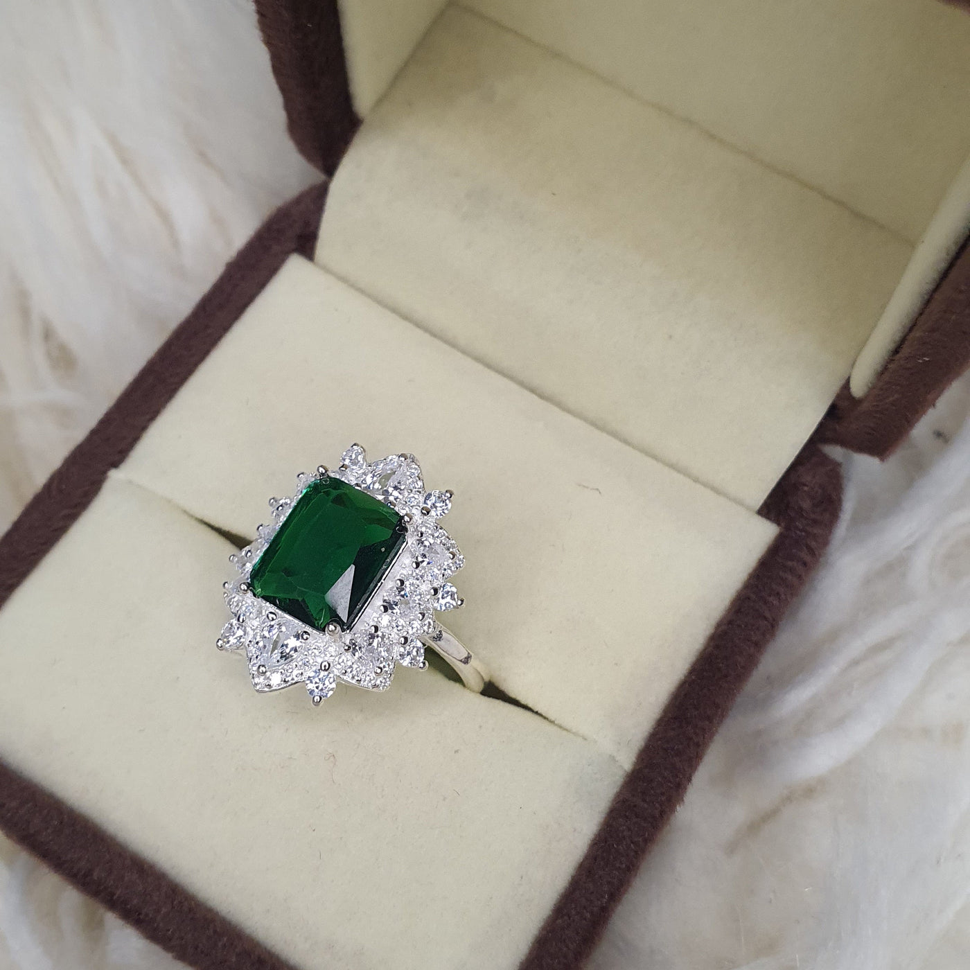 Regal Emerald Starburst Ring.