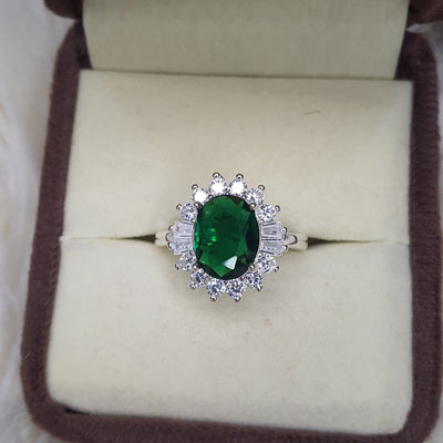 Emerald Bloom Cluster Ring