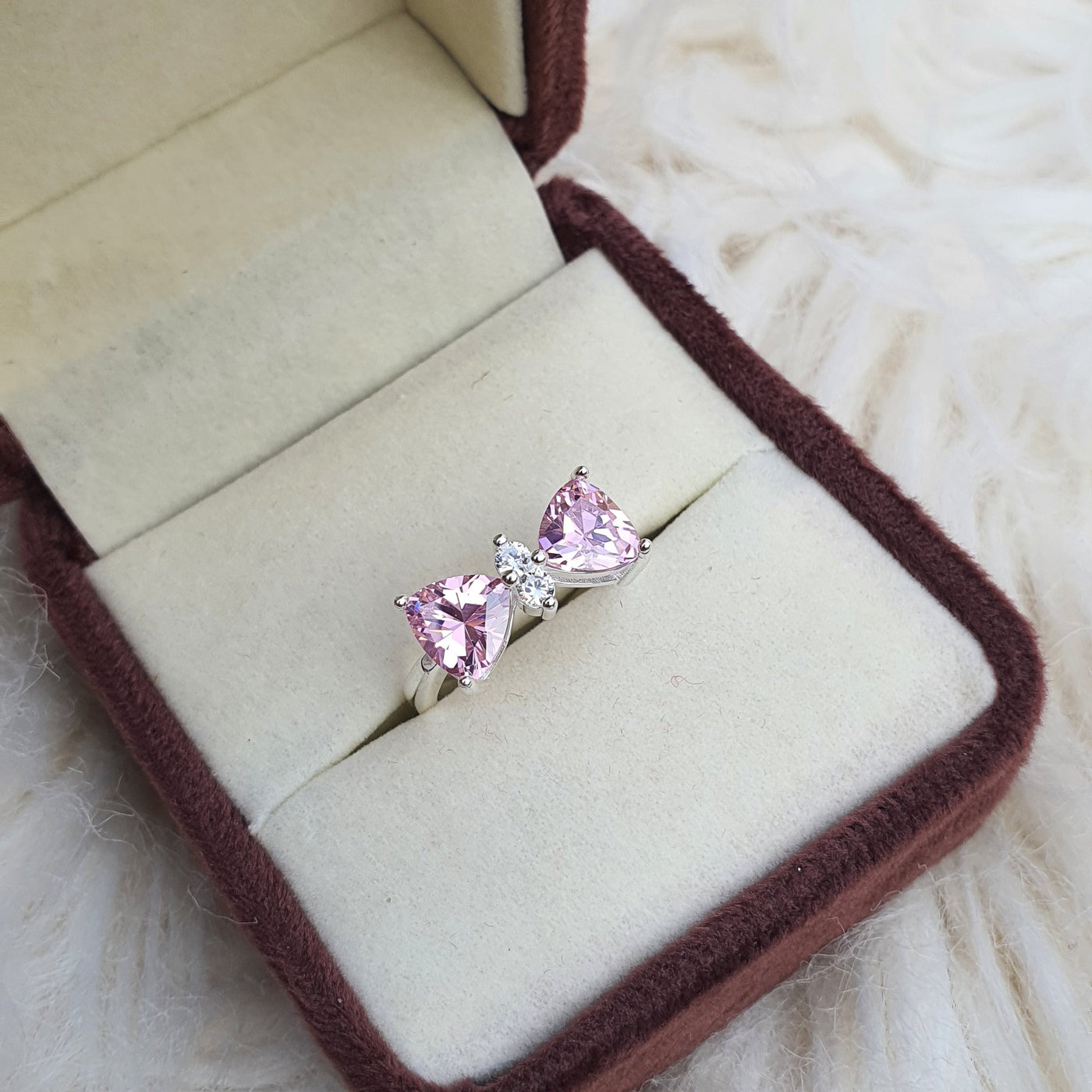 Noir Bow Marquise Ring,