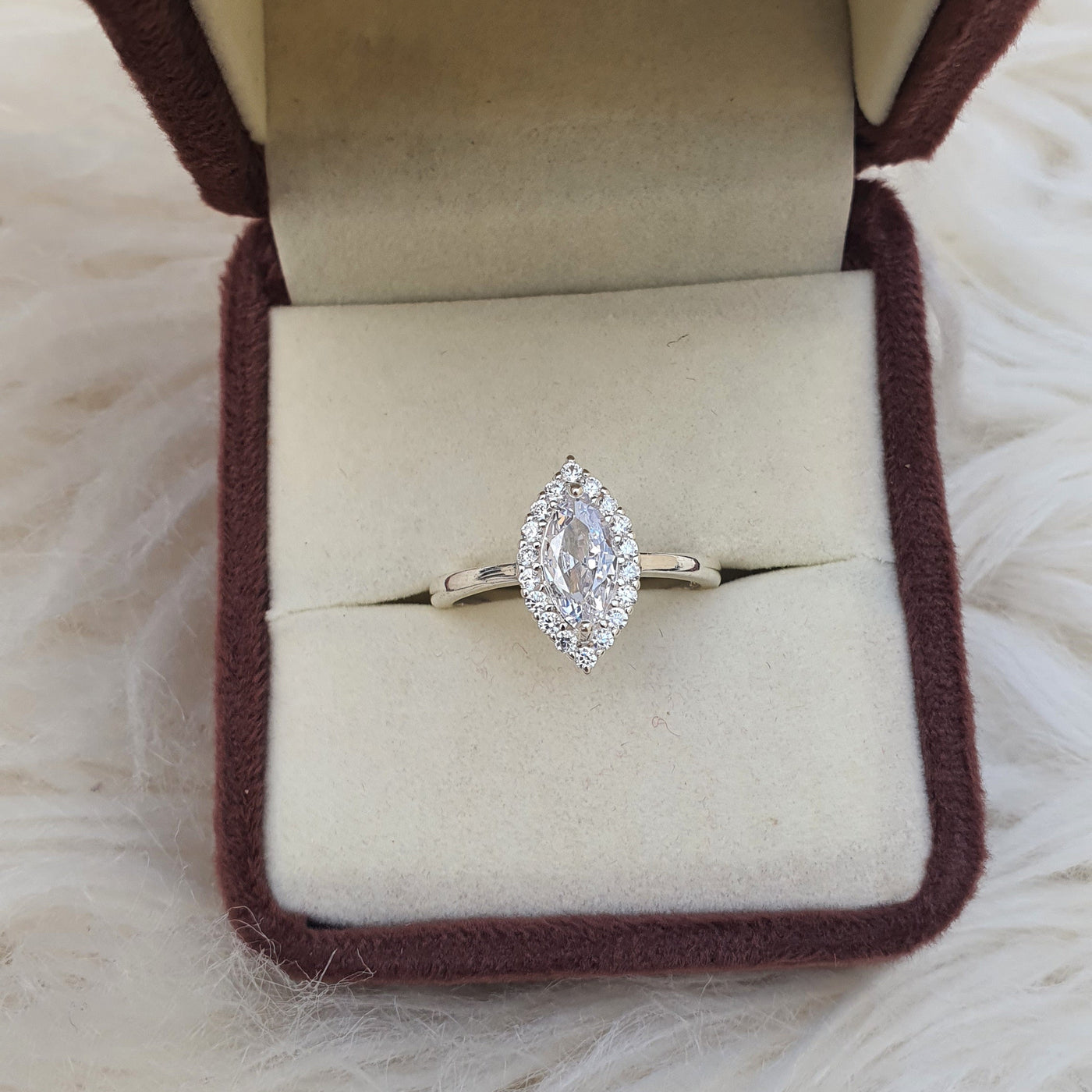 Marquise Sapphire Leaf Ring