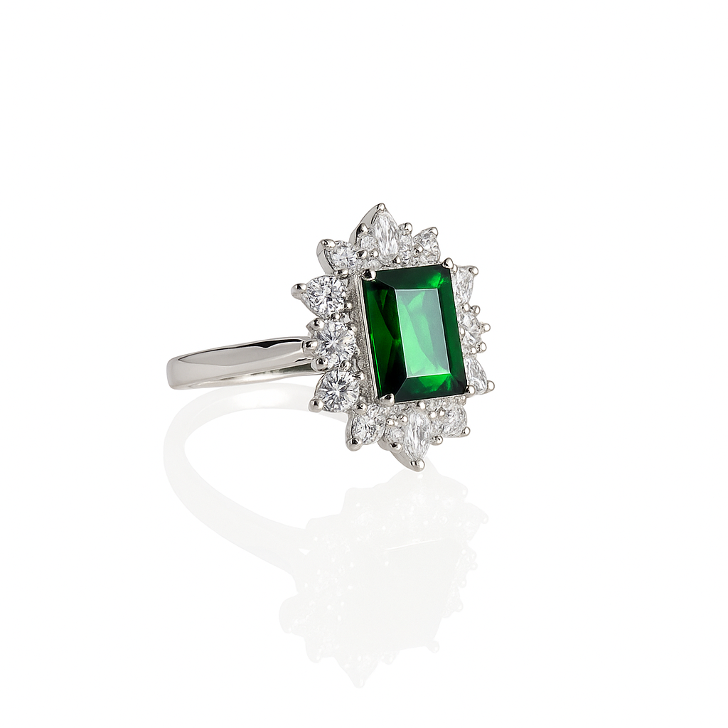 Regal Emerald Starburst Ring.